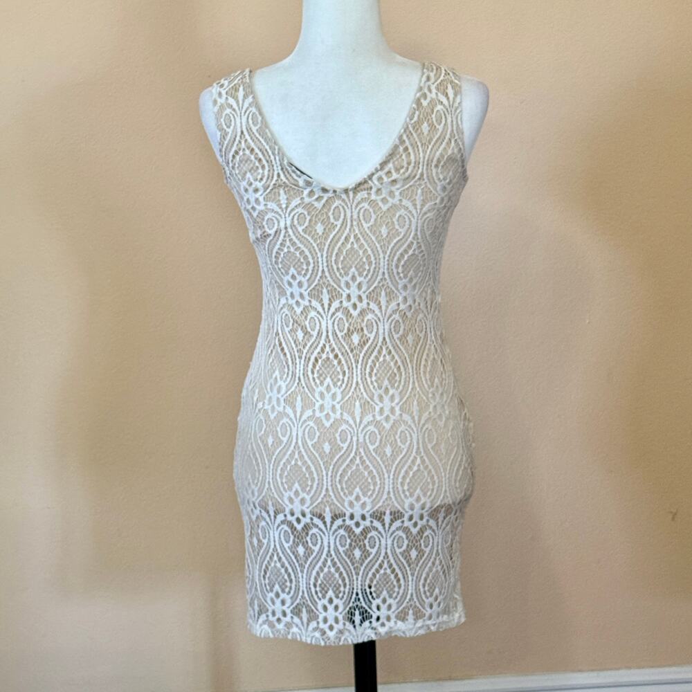 Papaya USA Crochet lace dress. Prom, wedding, semi formal. See measurements